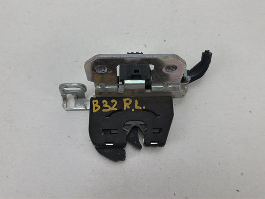 2010-2011 Mercedes-Benz E-Class-Rear Left Rear Release Lock Latch Handle OEM
