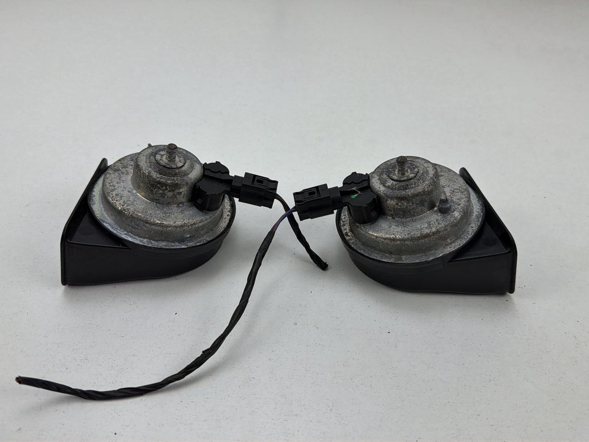 2013-2014 BMW X1 E84 SUV Horn Alarm Tone Set OEM