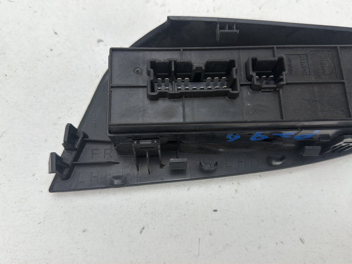 2013-2019 Nissan Sentra Front Left Driver Side Master Power Window Switch OEM