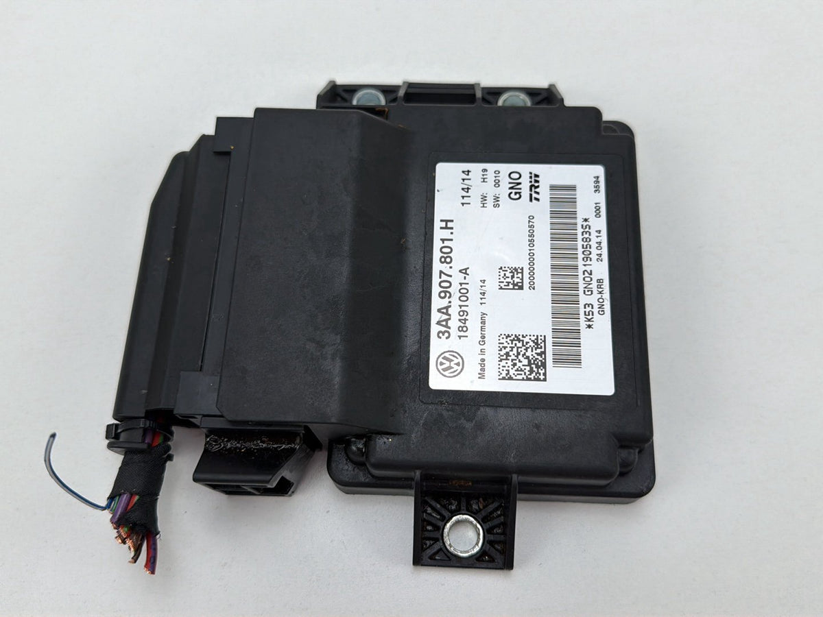 2013-2017 Volkswagen Tiguan Brake Light Control Module 3AA.907.801.H OEM