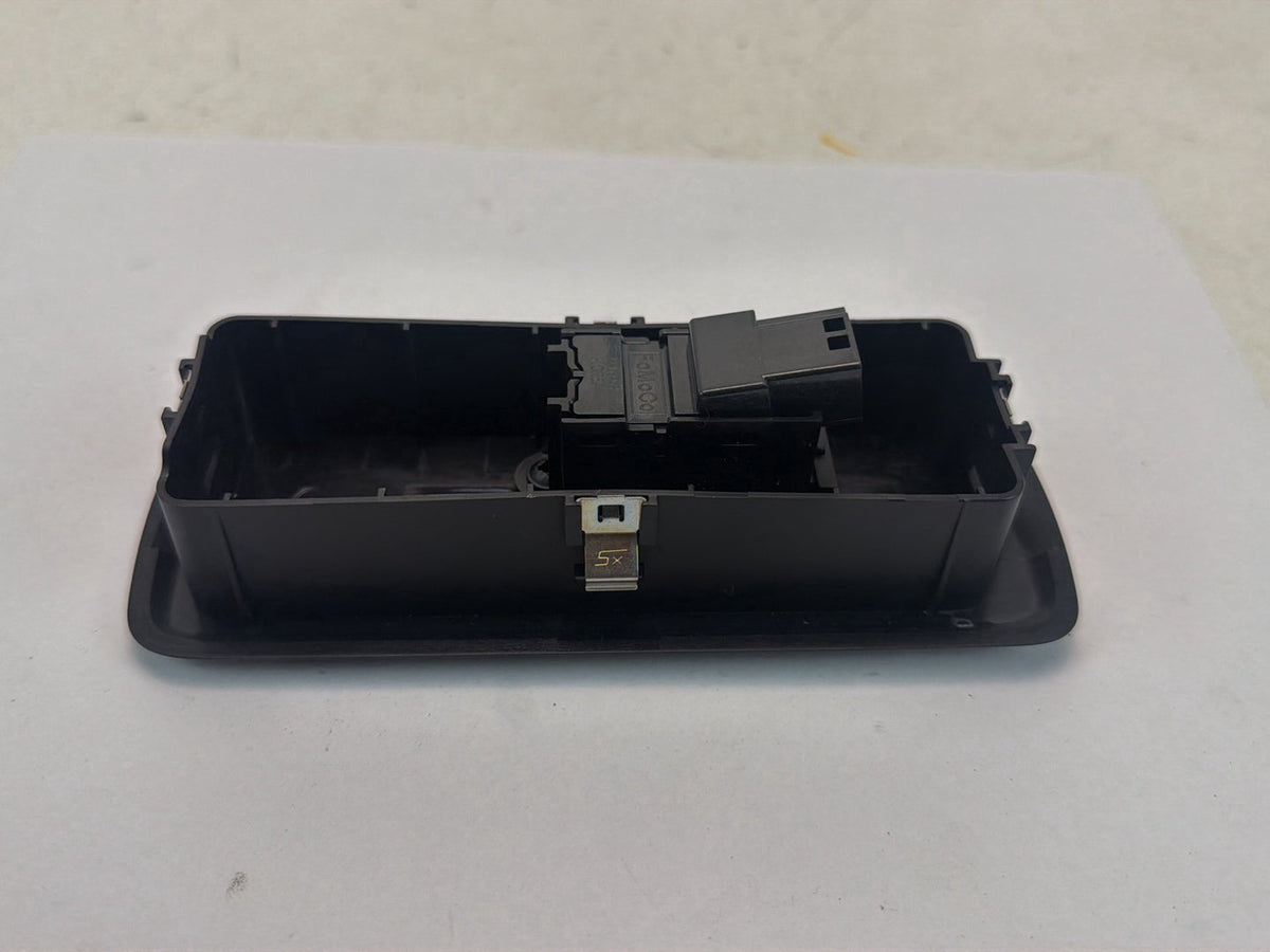 2010-2013 Land Rover Range Rover Right Rear Window Switch AH22-14717-AB OEM