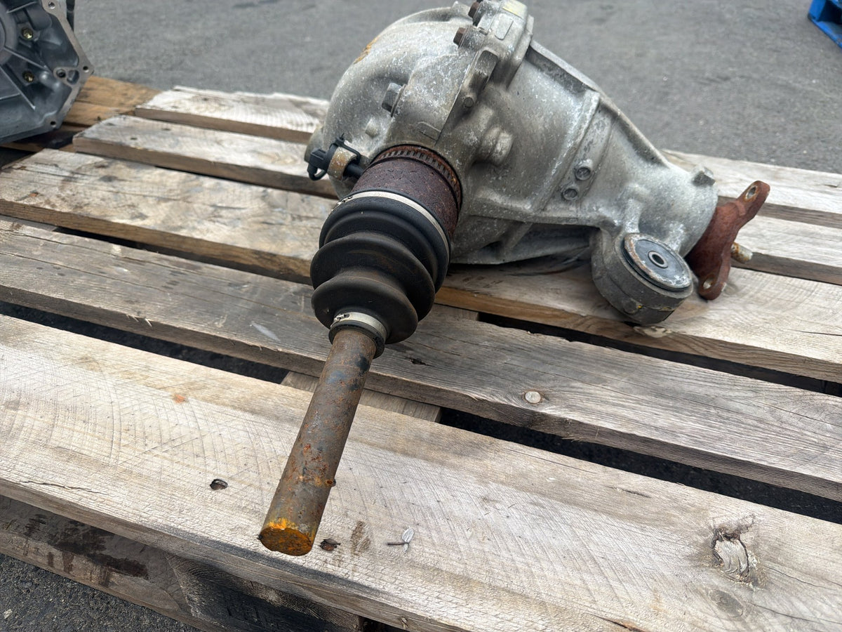 2014-2020 Infiniti Q50 AWD Rear Differential Axle Carrier Assembly OEM