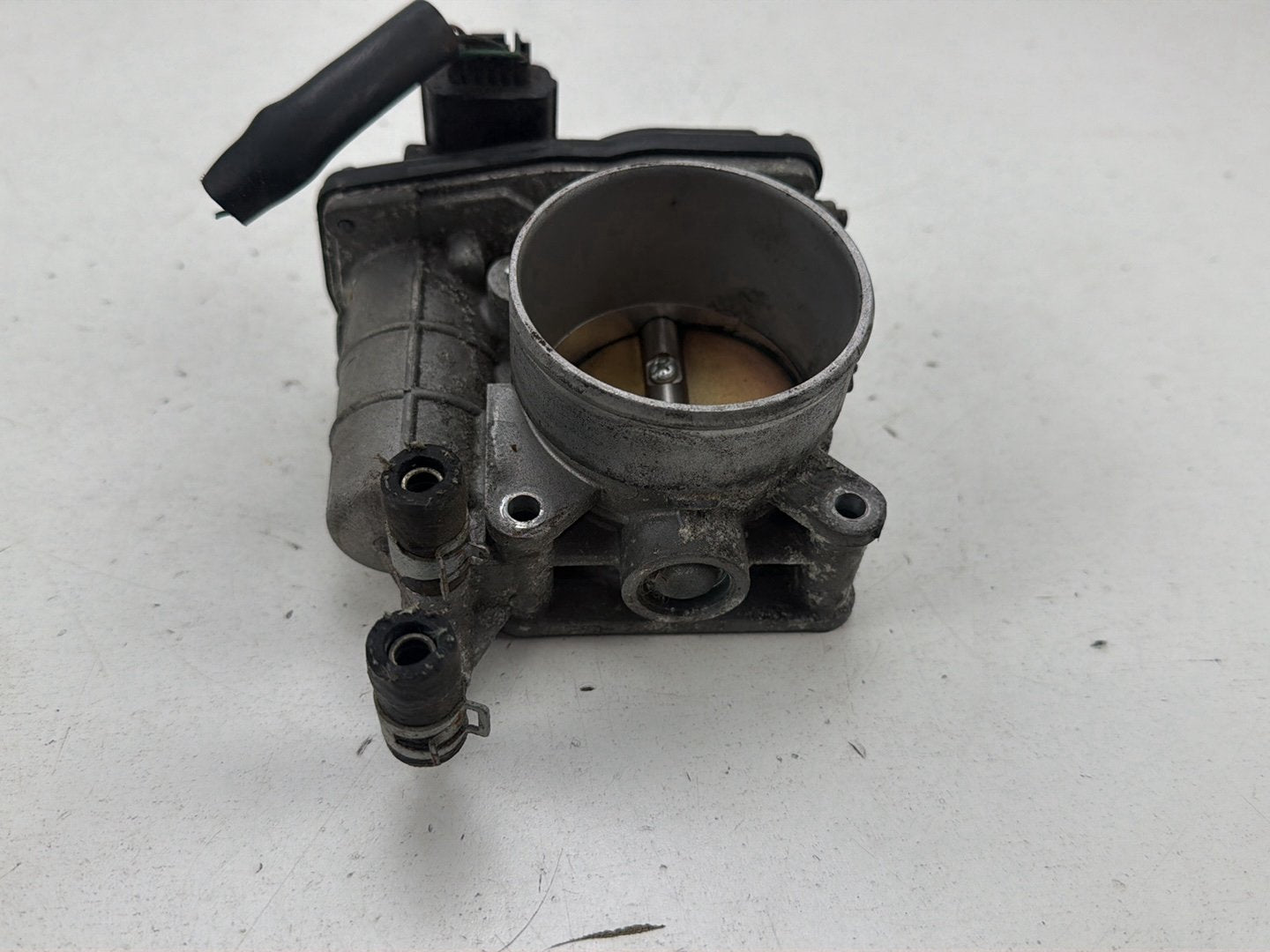 2014-2019 Infiniti Q50 V37 - Right Engine Throttle Body Valve Control Unit OEM