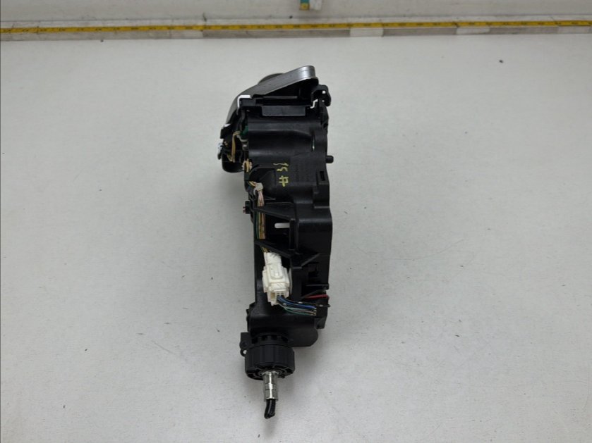 2011-2013 Honda Odyssey Automatic Transmission Gear Shifter Lever OEM