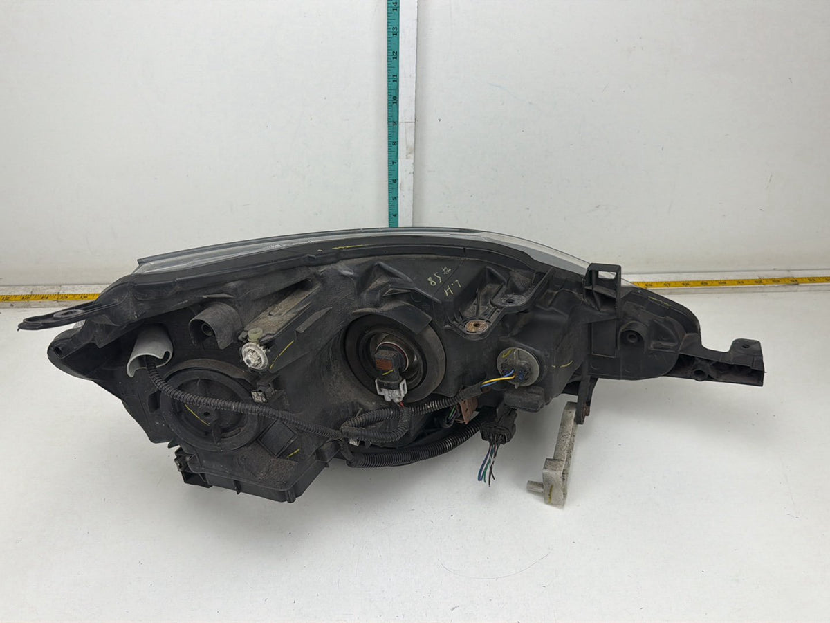2016-2019 Nissan Sentra Front Left Driver Side Halogen Headlight Assembly OEM