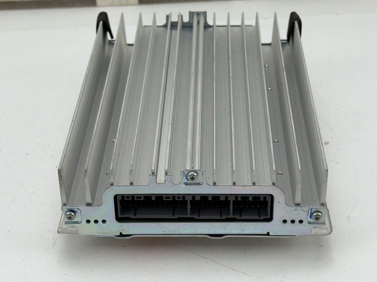 2014-2016 Kia Cadenza Radio Audio Sound Amp Amplifier 96370-3R305 OEM