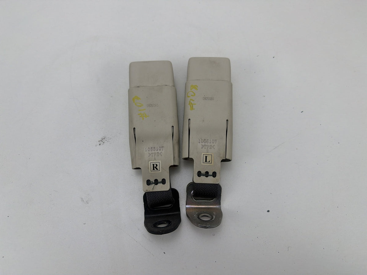 2010-2013 Lexus IS250 E20 - Rear Seat Belt Buckle Set 1055107 OEM