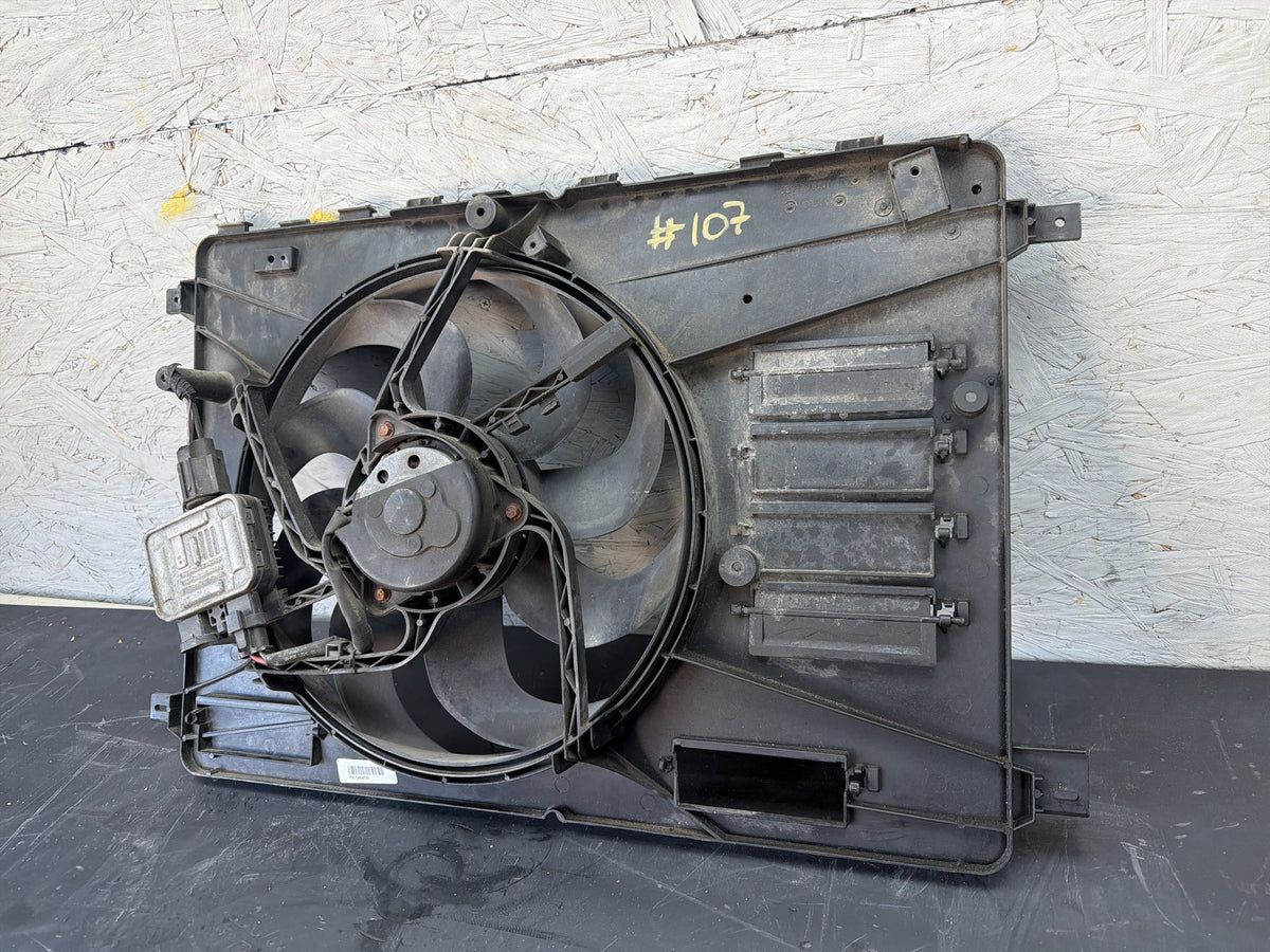 2014-2018 Volvo S60 Radiator Cooling Fan Assembly Shroud Module OEM