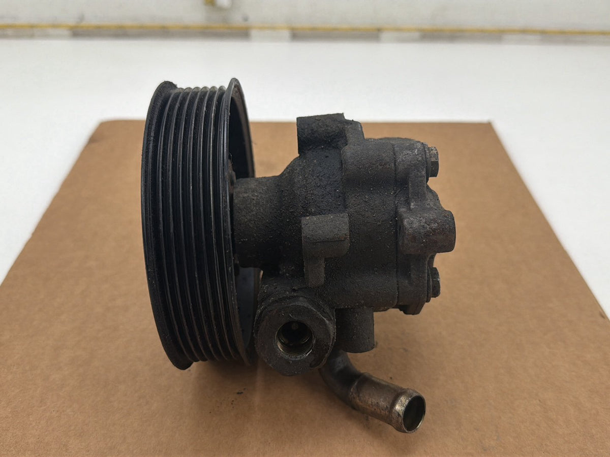2004 - 2006 Porsche Cayenne 9PA- 3.2L Power Steering Pump OEM