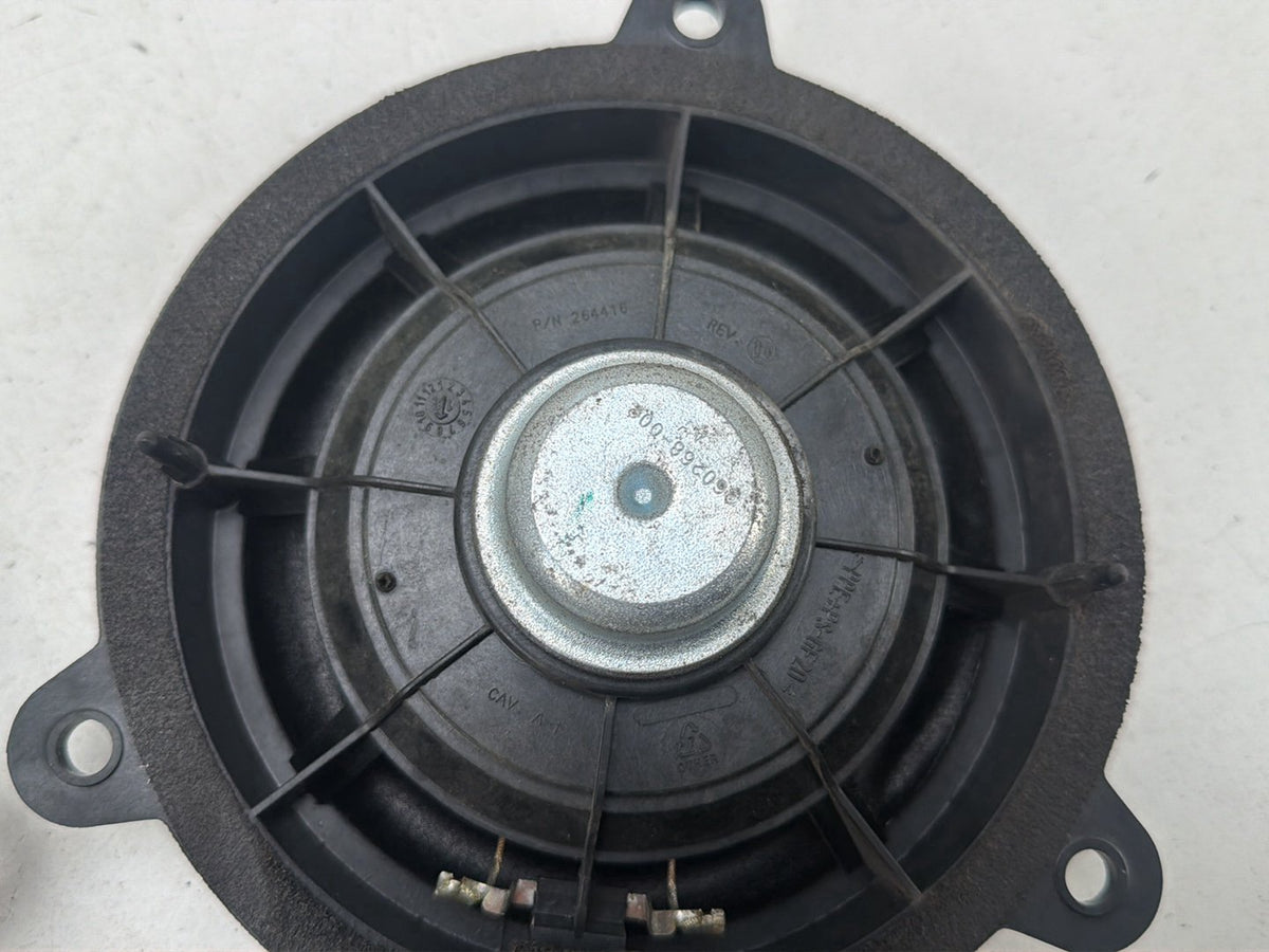 2011-2013 Infiniti G37 Door Audio Speaker Pair Set 264416 OEM
