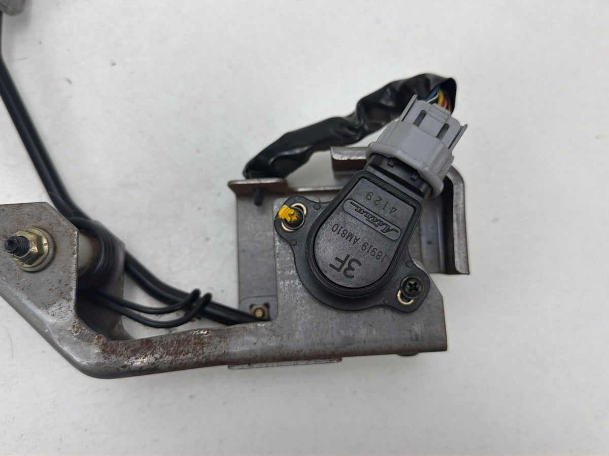 2003-2008 Nissan 350Z-Gas Pedal Sensor 18919AM810 OEM