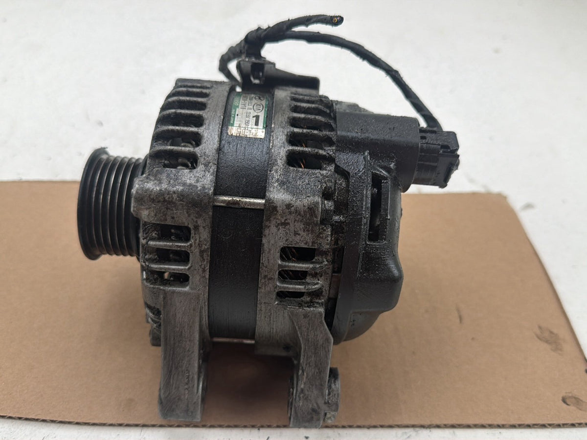 2015 - 2018 Kia Sedona LX 3.3L - Alternator Assembly 13.5V 150A 37300-3C510 OEM