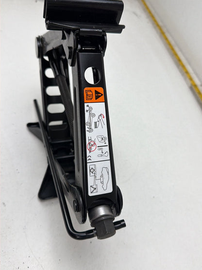 2012-2018 Ford Focus MK2 Hatchback Rear Trunk Lower Floor Tool Kit W/Jack OEM