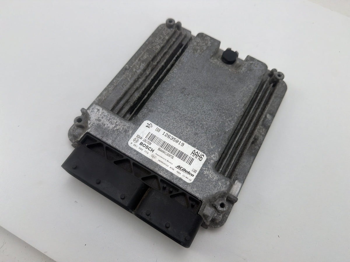 2010-2011 Buick Enclave Engine Computer Control Module ECU 12635019 OEM