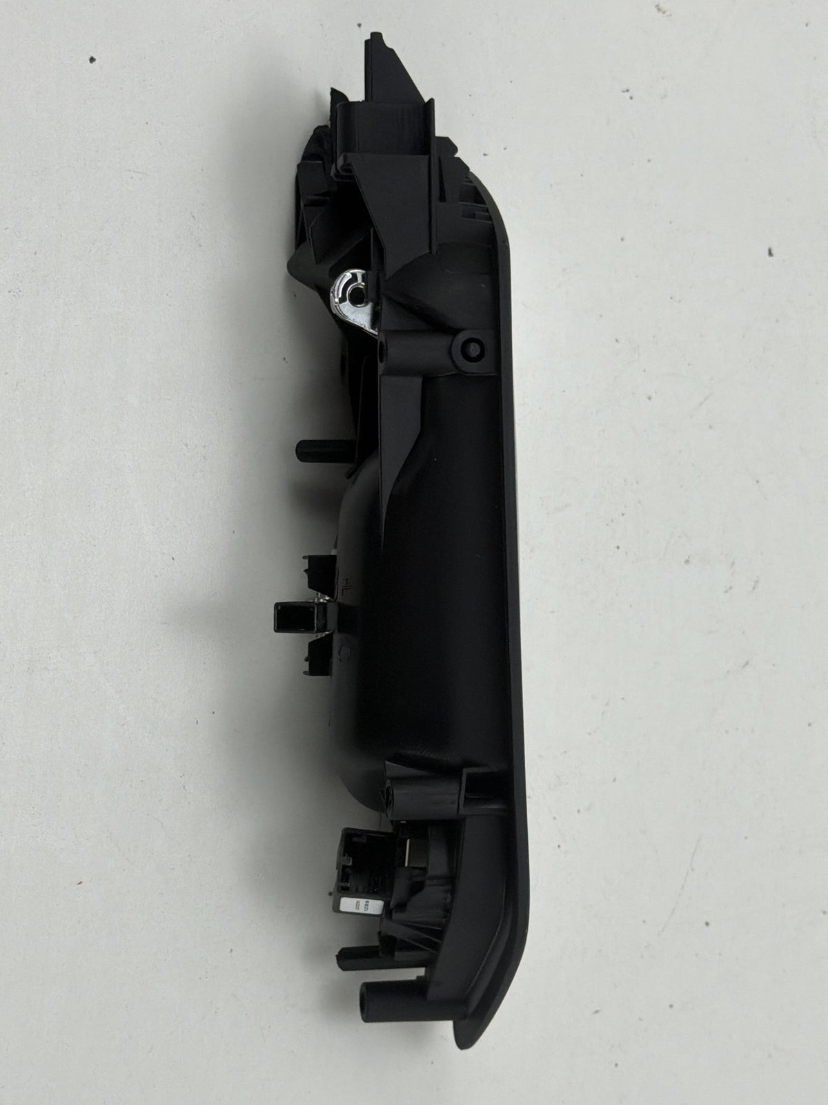 2009-2017 Audi Q5 Rear Left Driver Side Interior Door Handle 8R0839019A OEM