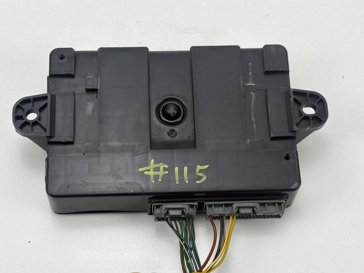 2010-2013 Land Rover Range Rover Keyless Entry Module AH42-19H440-AF OEM