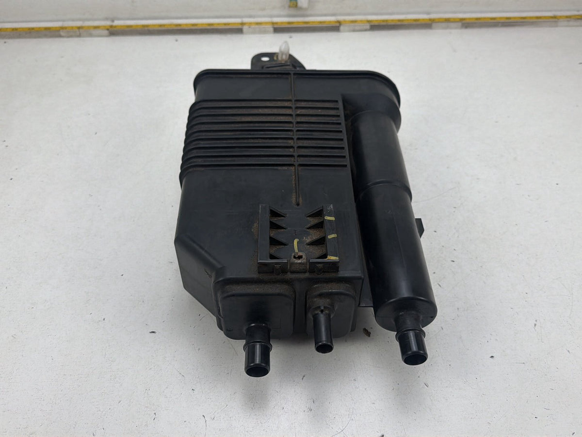 2017-2018 Toyota Sienna L30-Fuel Vapor Evaporator Charcoal Canister OEM