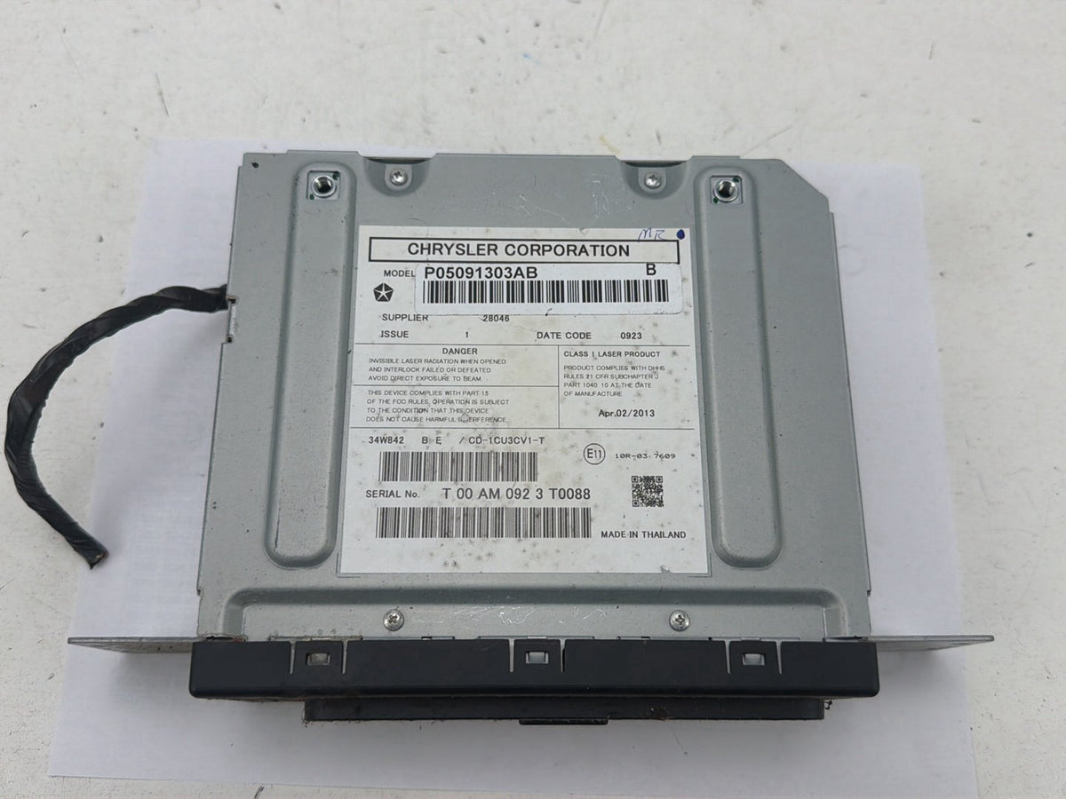 2013-2018 Ram 1500 Center Console Compact Disc CD Player Module P05091303AB OEM