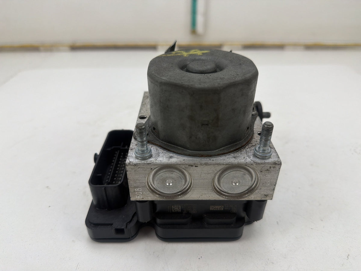 2016-2017 Nissan Altima ABS Anti-Lock Brake Pump Control Module 0265255176 OEM