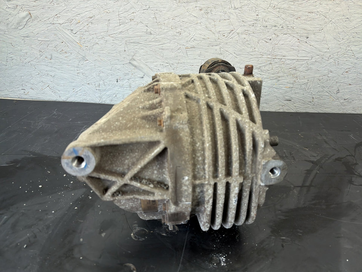 2014-2017 Maserati Ghibli Rear Axle Differential Carrier Assembly 670030134 OEM