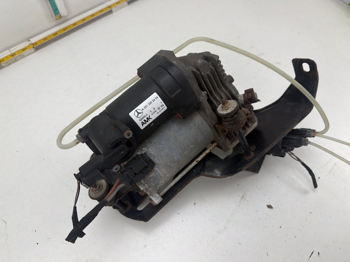 2006-2013 Mercedes-Benz R350 Airmatic Air Suspension Compressor Pump OEM