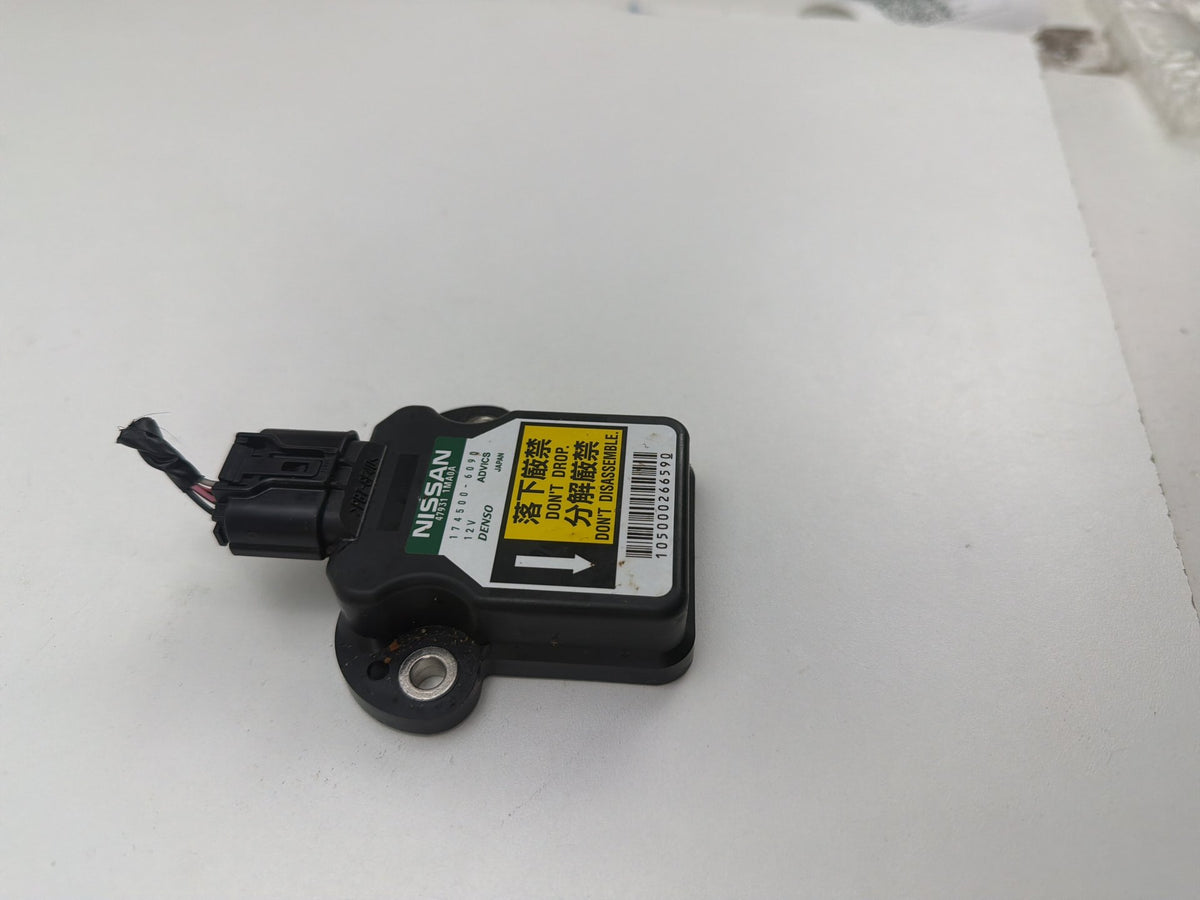 2011-2013 Infiniti QX56 Yaw Rate Sensor Module 174500-6090 OEM