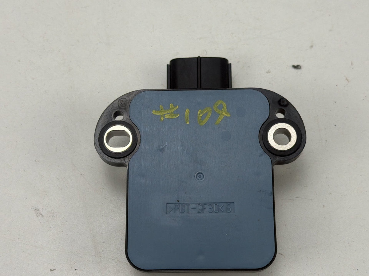 2006-2013 Lexus IS250 Yaw Rate Sensor Module 89183-48020 OEM