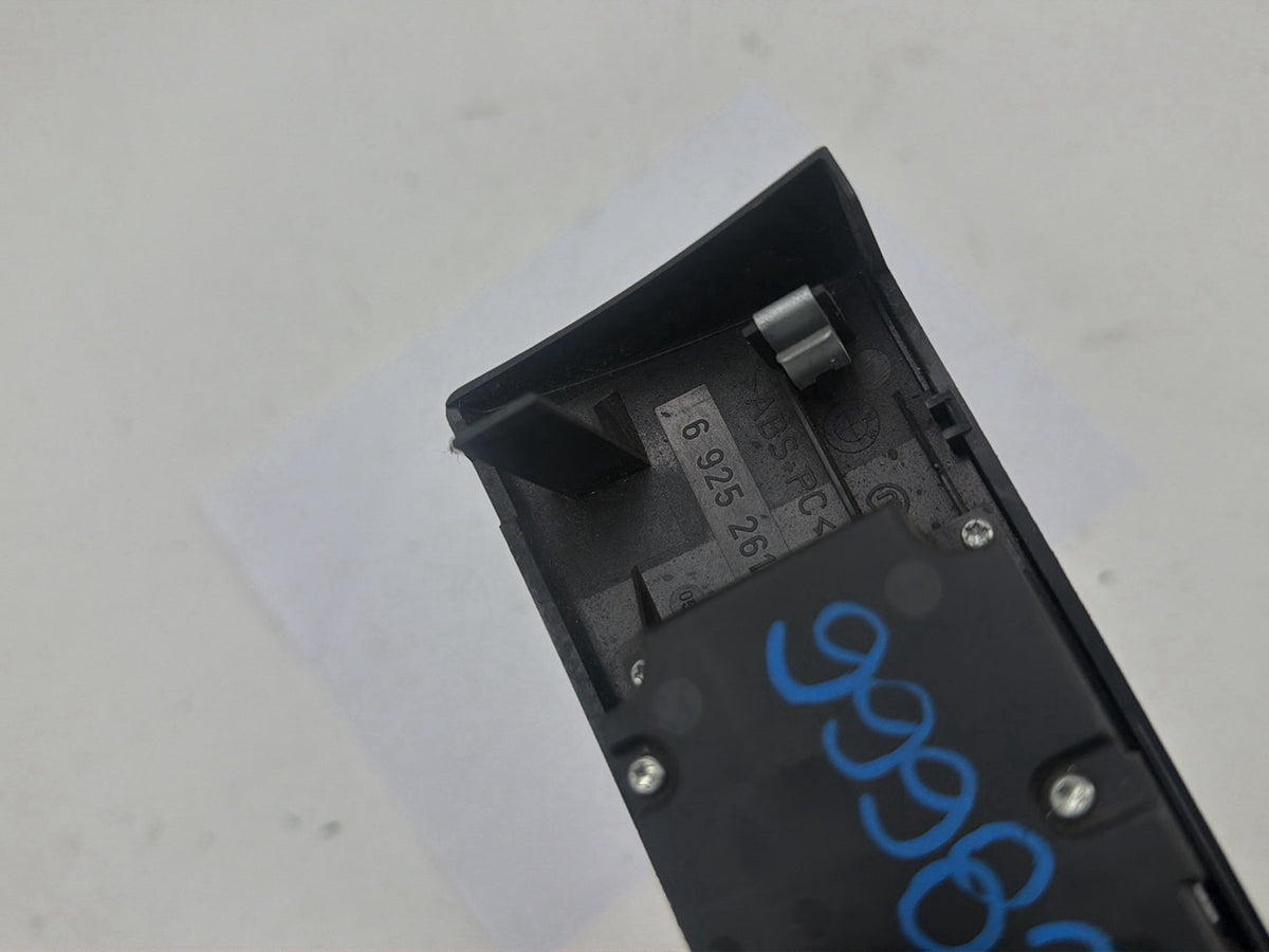 2004-2007 BMW 530i Headlight Dimmer Control Switch Unit 6 925 261 OEM