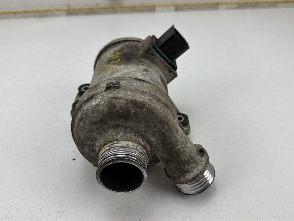 2014-2016 BMW 228i F22 Engine Coolant Electric Water Pump 8625097 OEM