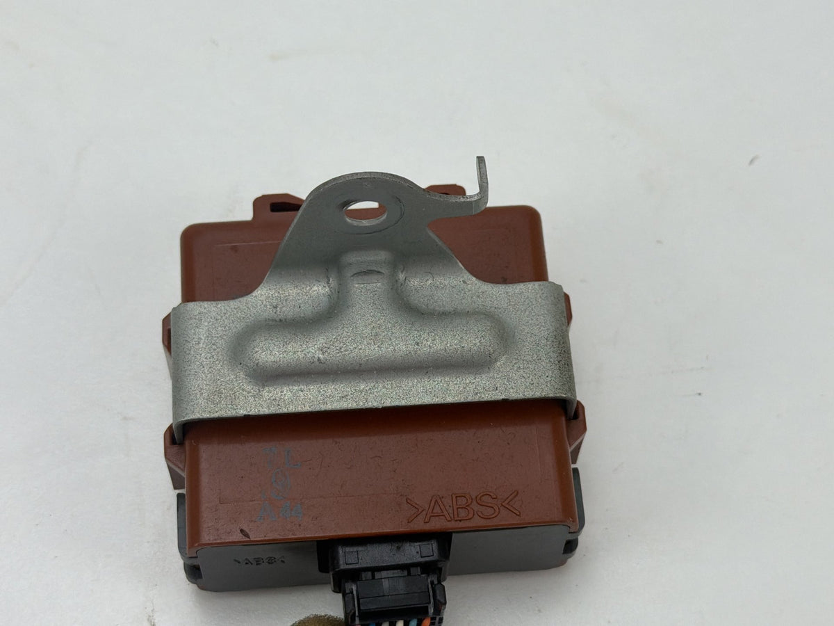 2007-2009 Lexus ES350 V40 TPMS Tire Pressure Monitor Module 89769-33141 OEM