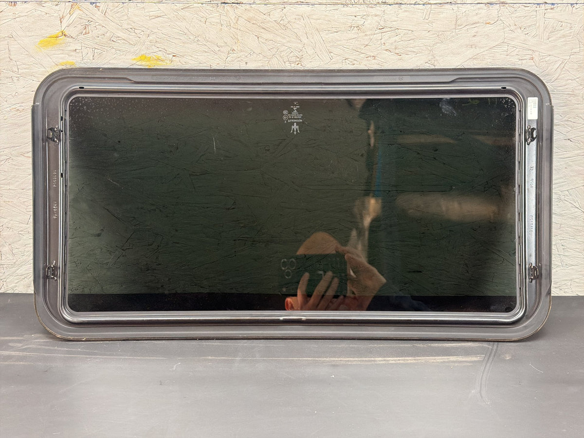2014-2020 Maserati Quattroporte VI M156 Front Roof Sunroof Glass Window OEM