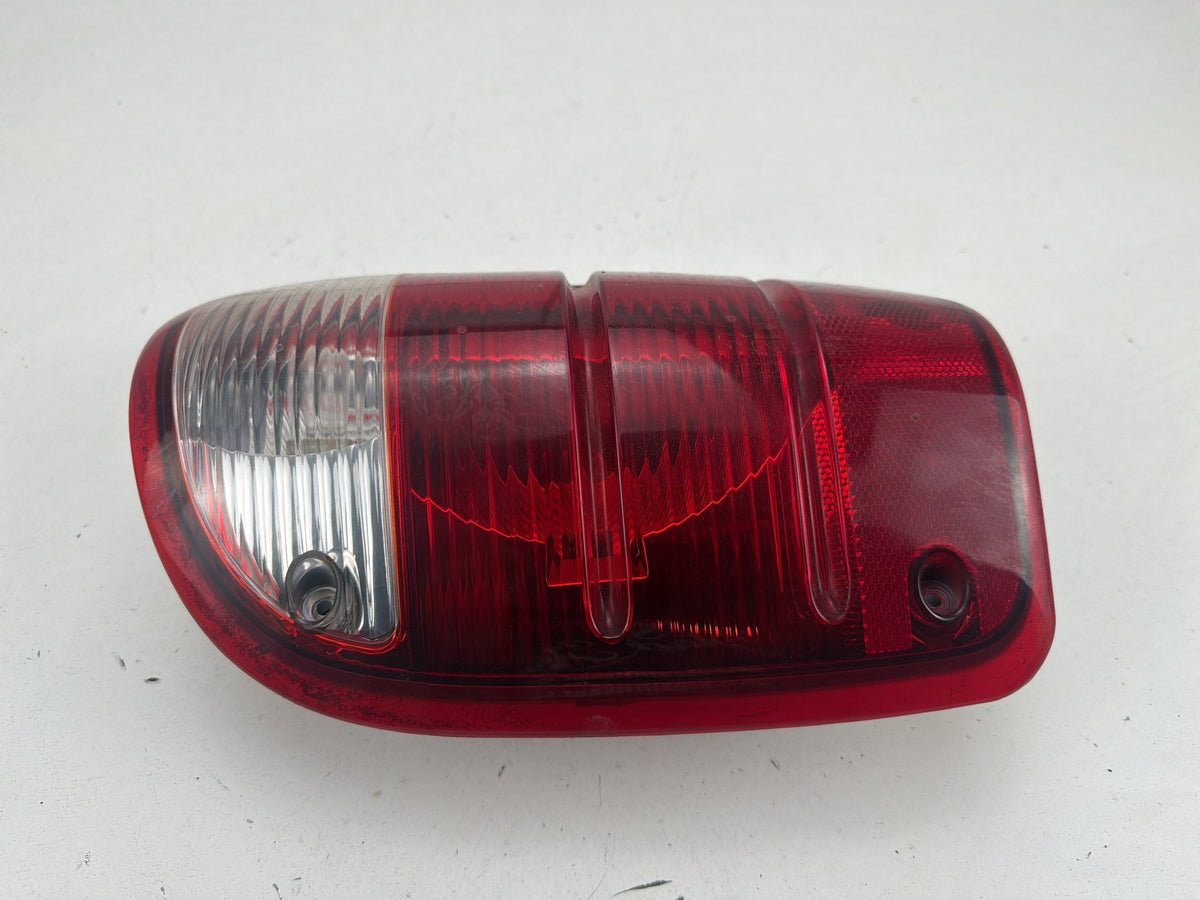 2001-2005 Ford Ranger Rear Right Passenger Side Tail Light ASY1L5X-13B505-B OEM