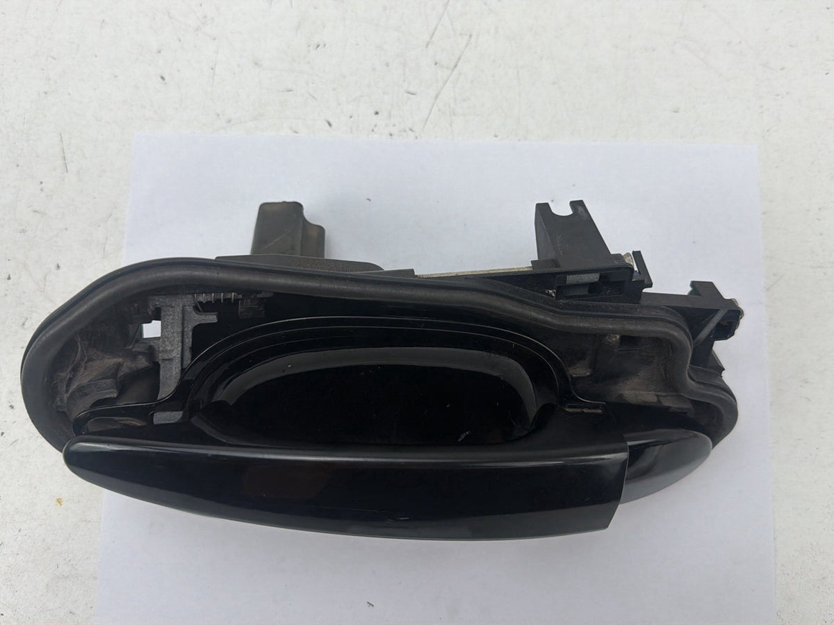2008-2010 BMW 528i E60 Rear Left Driver Side Exterior Door Handle 7199555 OEM