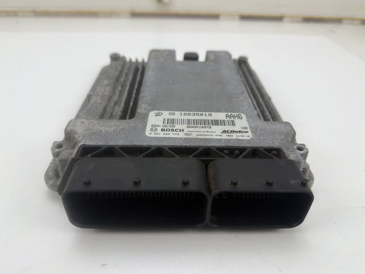 2010-2011 Buick Enclave Engine Computer Control Module ECU 12635019 OEM