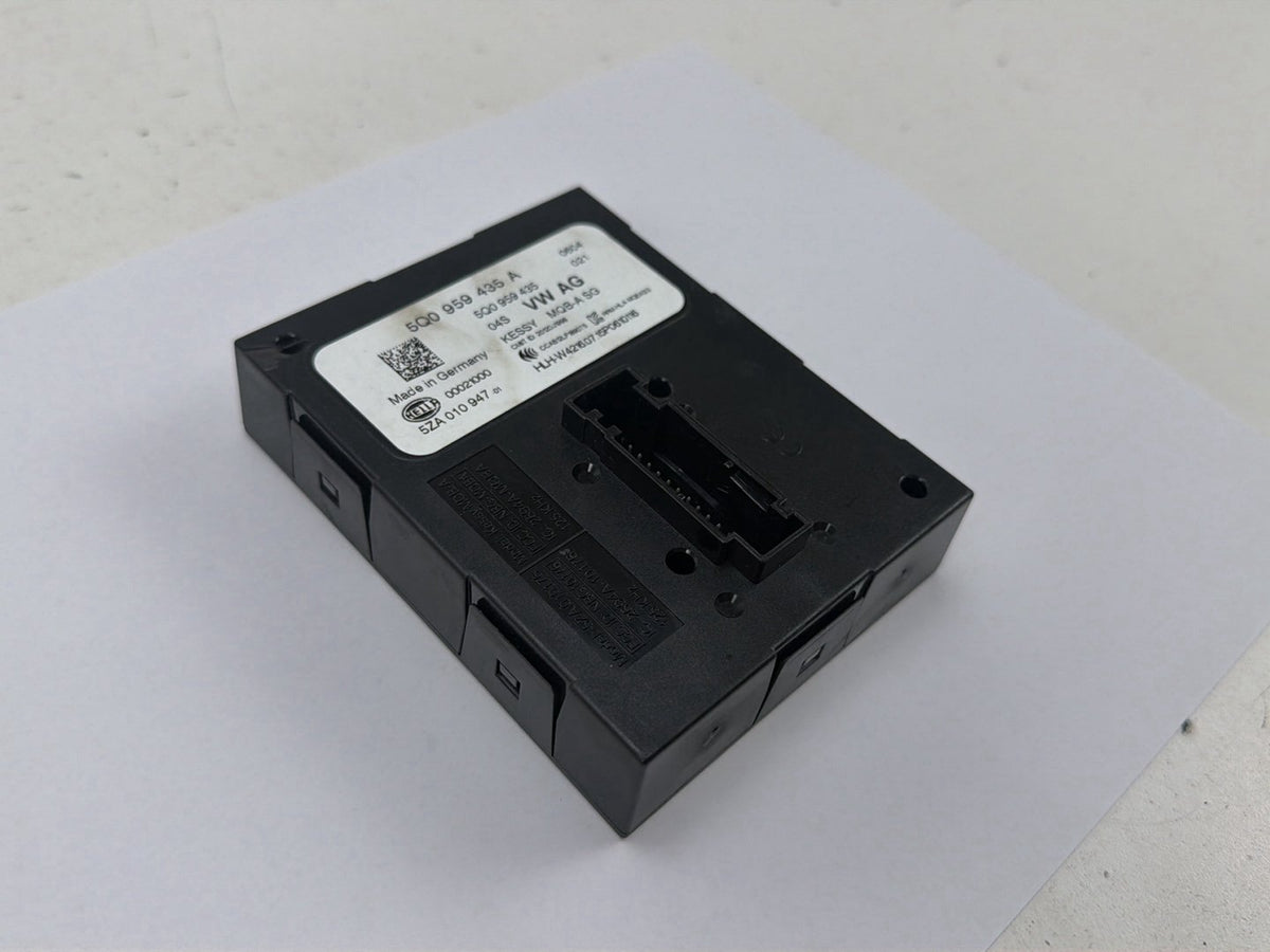 2015-2017 Audi A3 Keyless Entry & Start Control Module 5Q0959435A OEM
