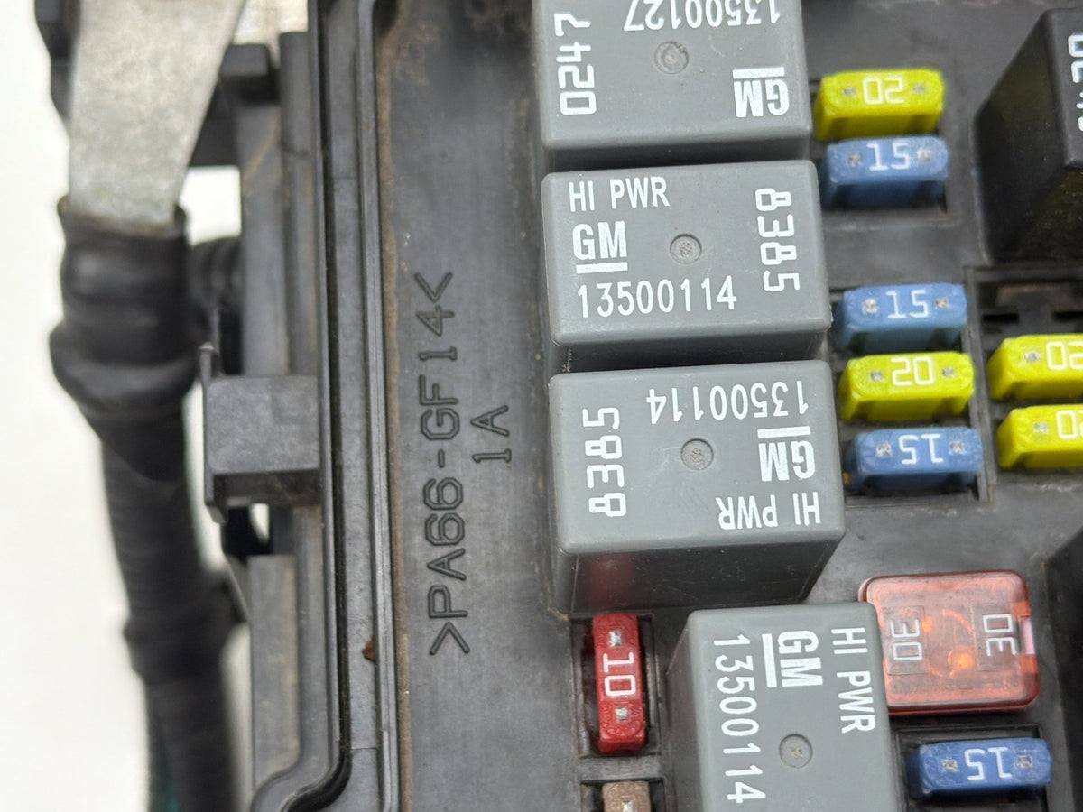 2013-2016 Chevrolet Equinox Fuse Box Relay Module 22929762 OEM