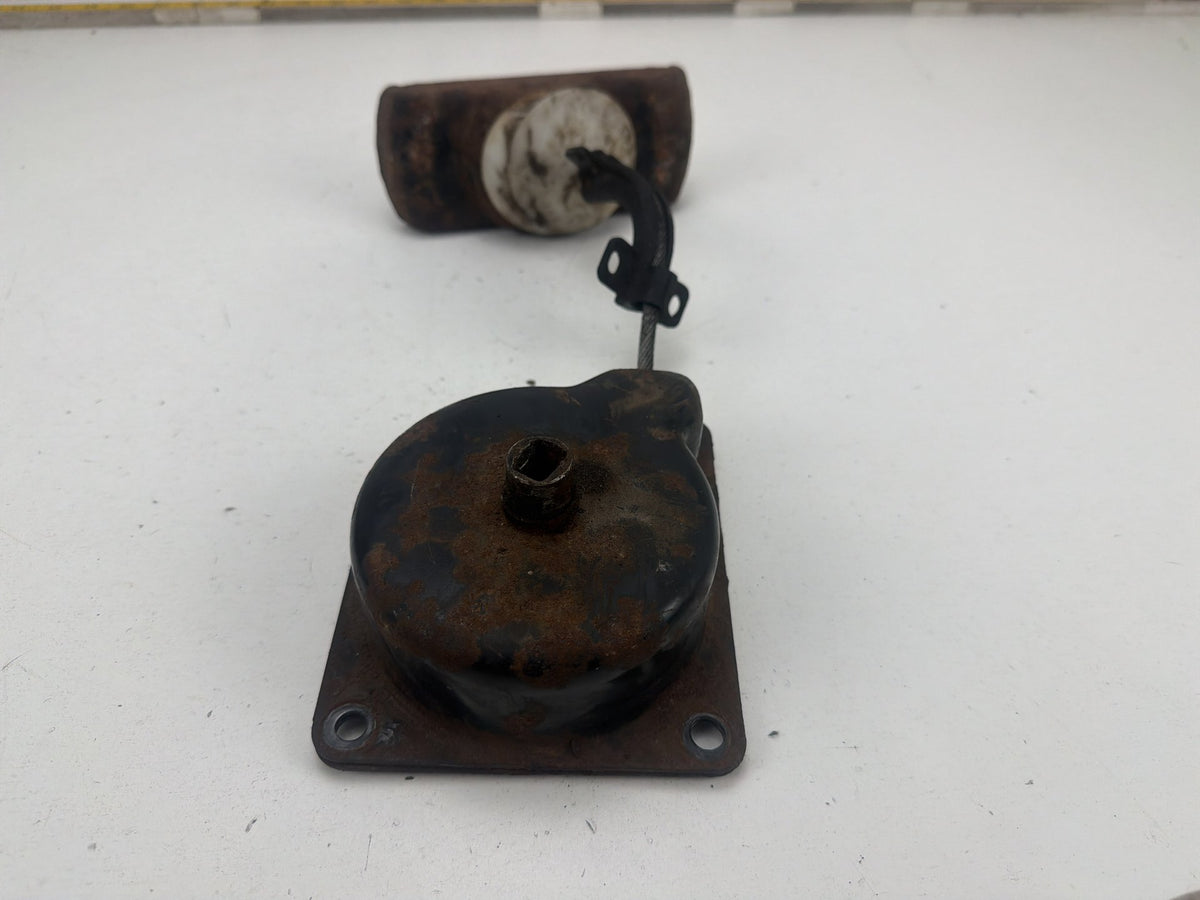 2003-2006 Lincoln Navigator Spare Tire Hoist Wheel Carrier Winch OEM