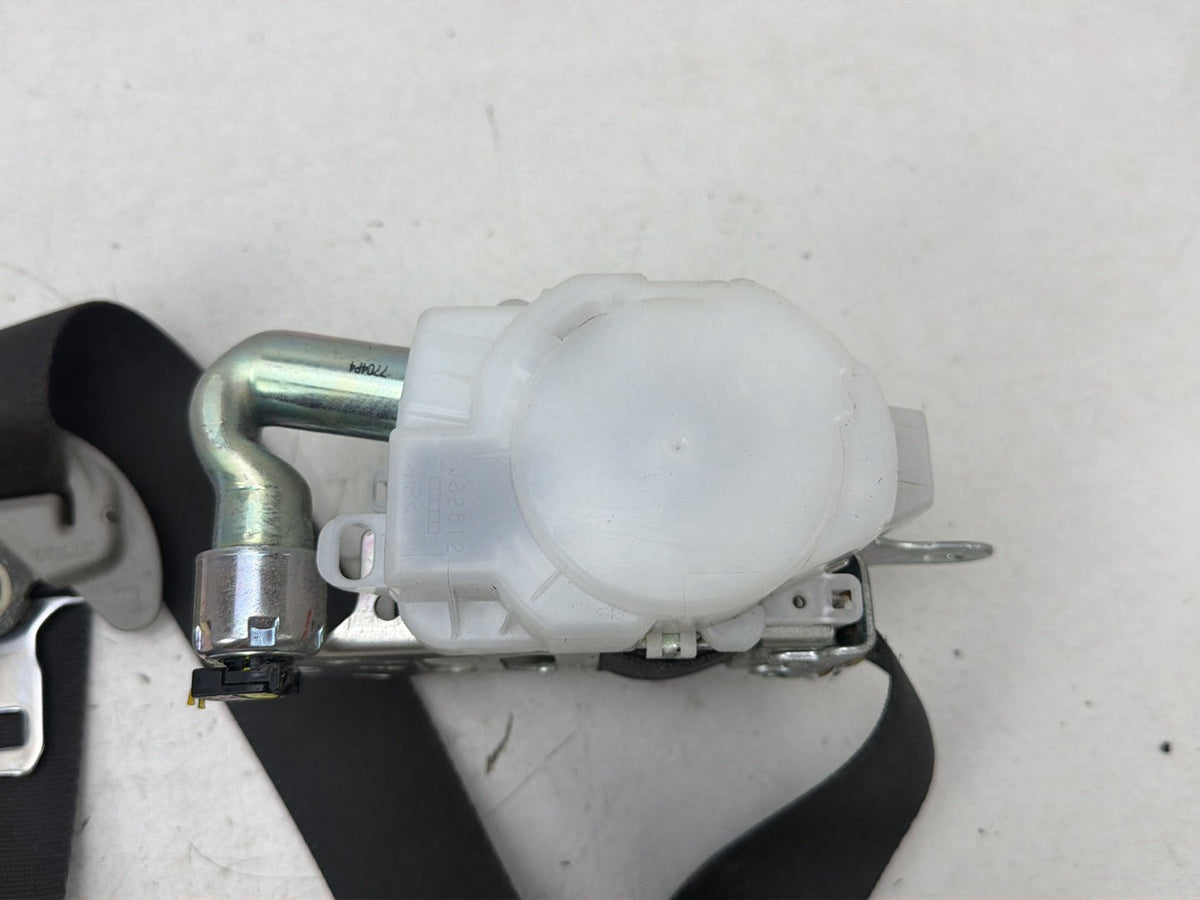 2007-2009 Lexus ES350 S190 Front Left Driver Side Seat Belt J090331 OEM