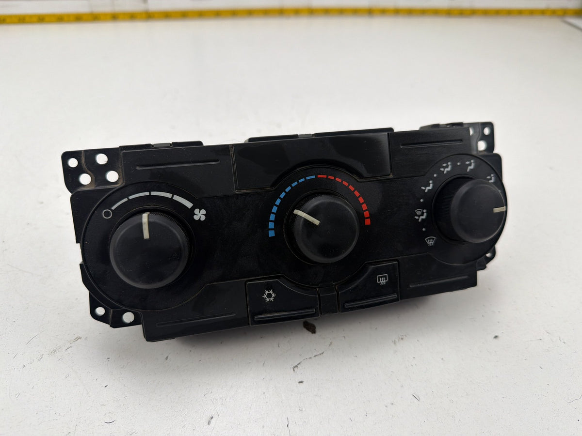2005-2010 Chrysler 300 Manual HVAC Heater Climate Control Panel P55111870AI OEM