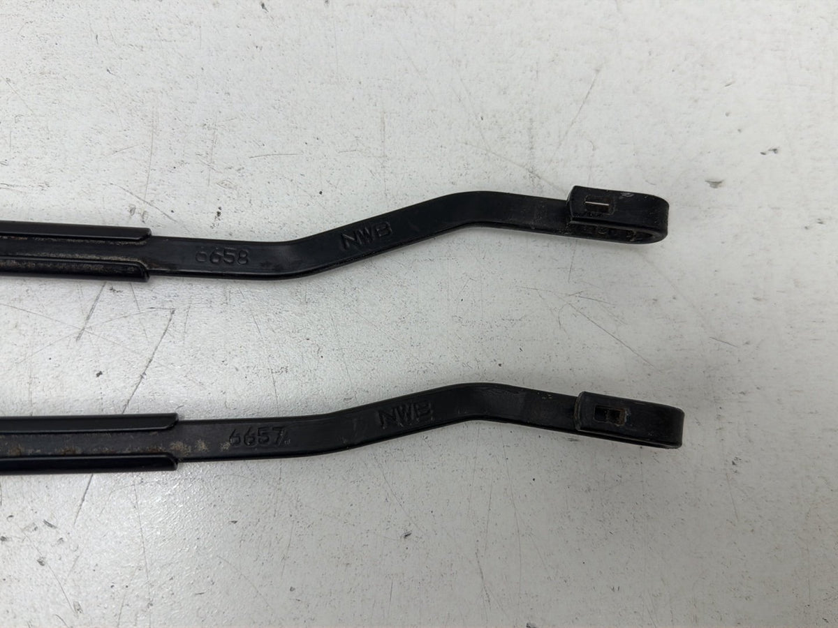 2003-2009 Toyota 4Runner Front Left & Right Windshield Wiper Arm Set of 2 OEM