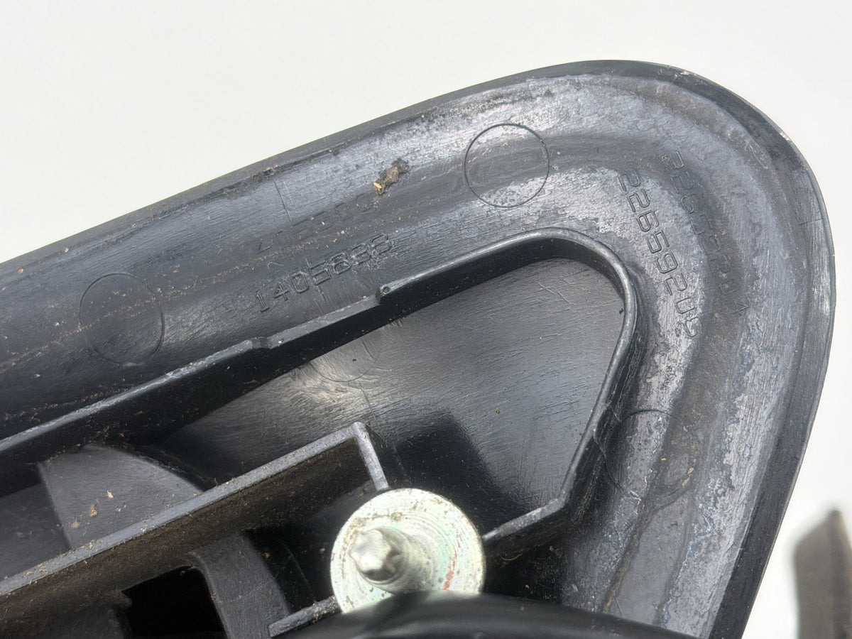 1995-2005 Chevrolet Cavalier Front Right Side View Manual Door Mirror OEM