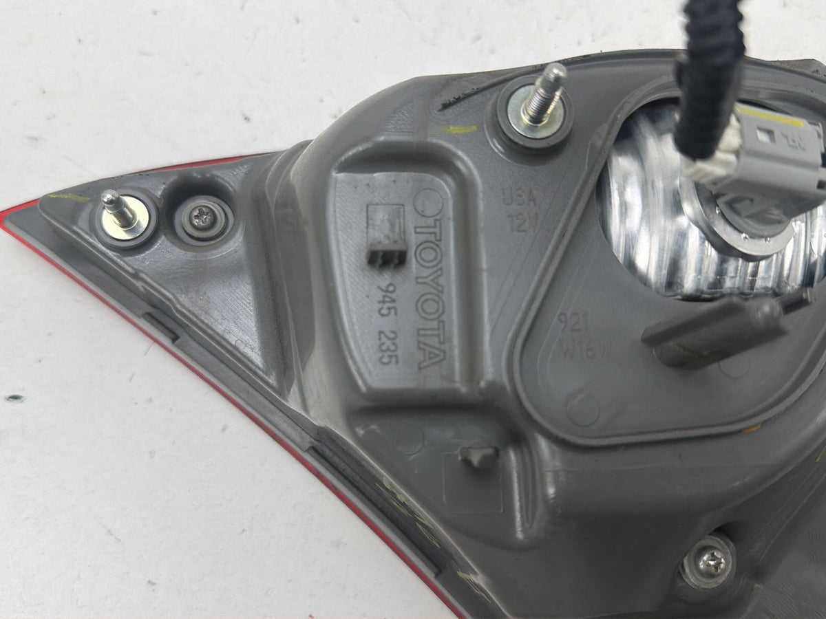 2015 Toyota Camry XV50 - Rear Left Driver Tail Light 945235 OEM