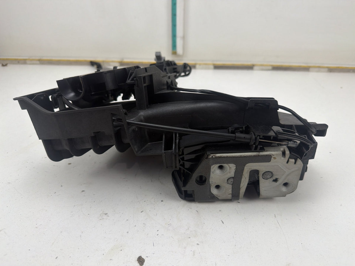2011-2018 Volvo S60 Front Right Passenger Side Door Lock Actuator 31349860 OEM