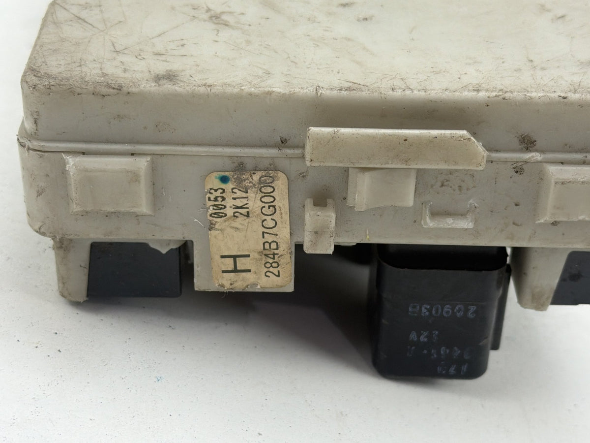 2003-2004 Infiniti FX35 FX45 Fuse Box Controller Module 284B7CG000 OEM