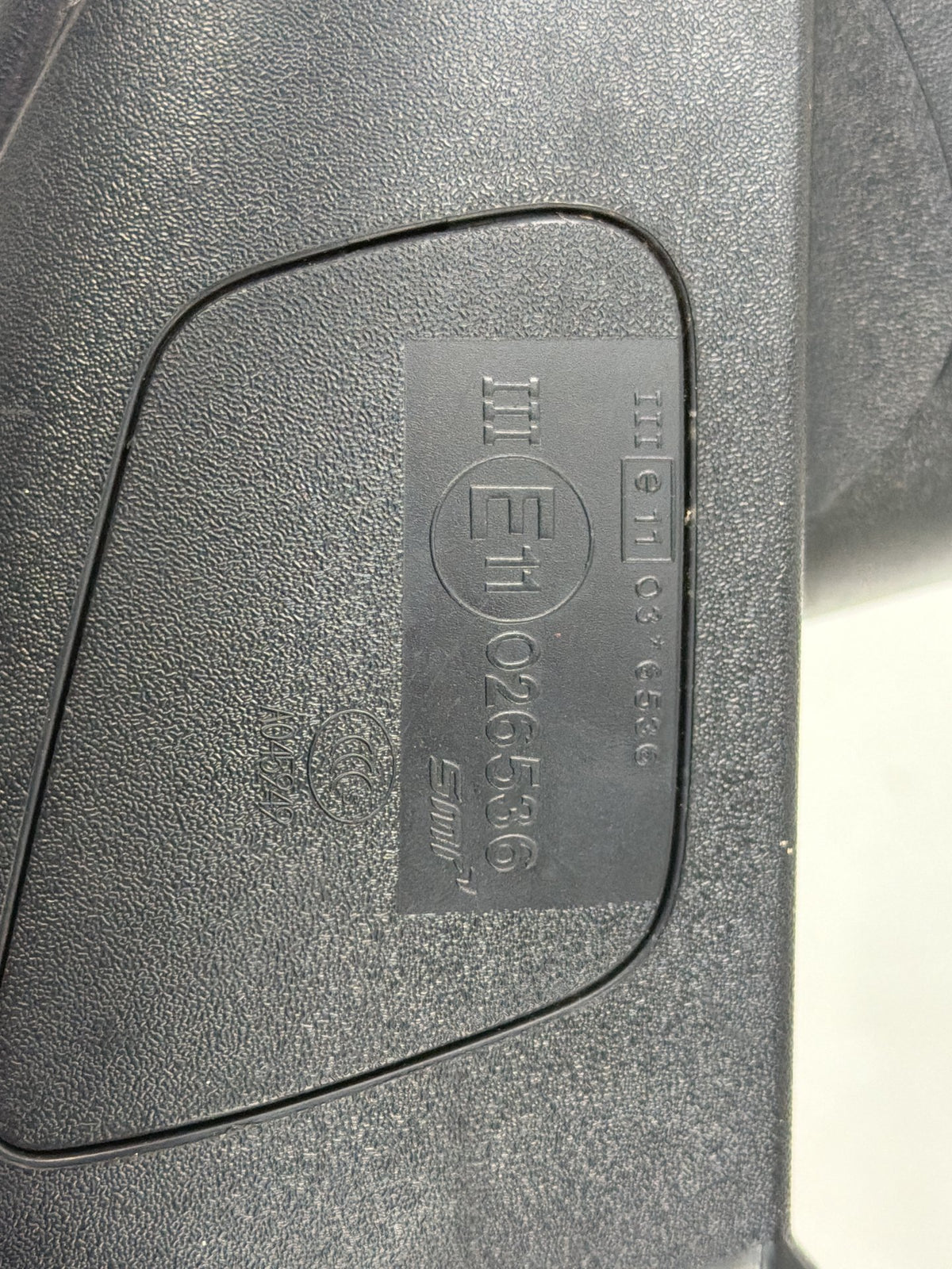 2014-2021 Jeep Grand Cherokee Front Left Driver Side Door Mirror E11026536 OEM