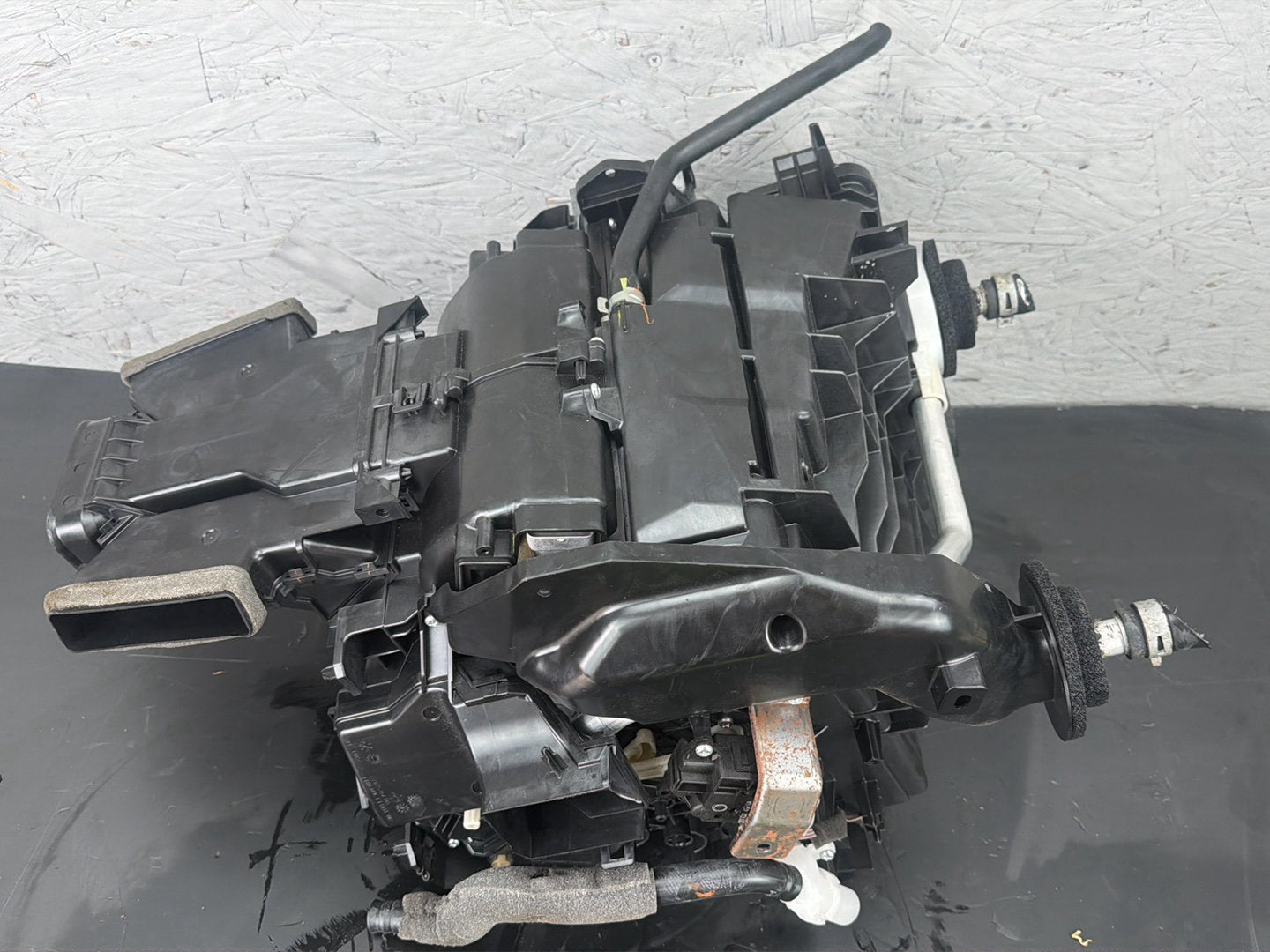 2014-2020 Infiniti Q50 HVAC Heater AC Evaporator Housing Case OEM