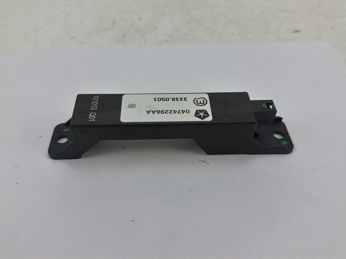 2011-2013 Dodge Durango Rear Left Keyless Entry Antenna Module 04742296AA OEM