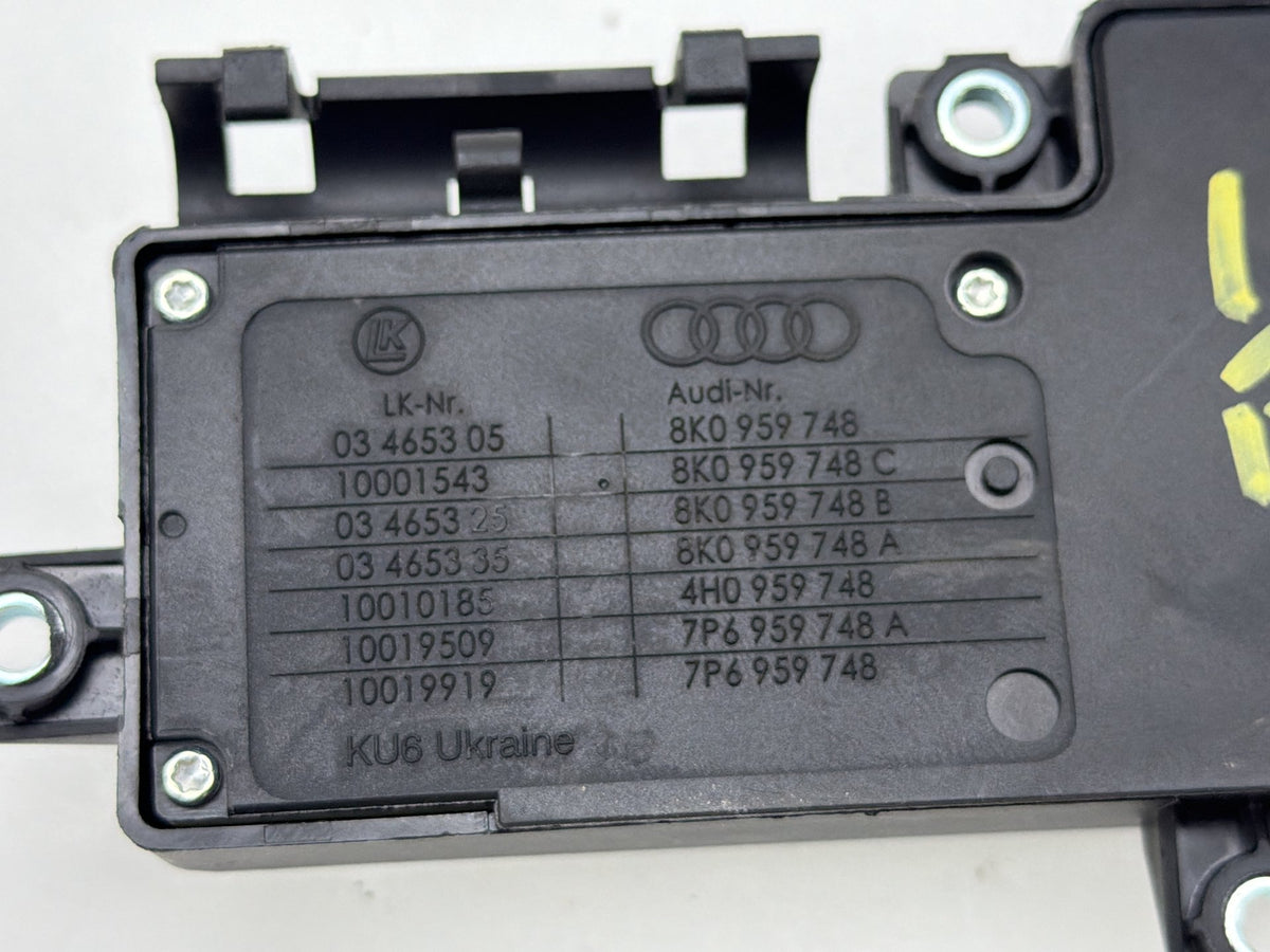 2012-2018 Audi A7 Right Front Power Seat Adjust Control Switch 8K0959748 OEM