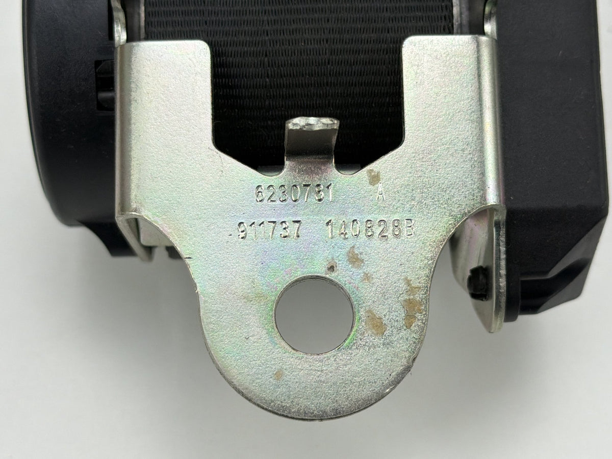 2014-2021 Maserati Quattroporte Rear Middle Seat Belt Retractor Assembly OEM