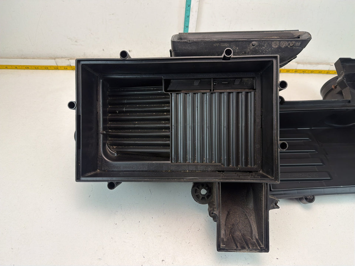 2015-2020 Audi A3 8V Engine Air Cleaner Intake Filter Housing Box 5Q0129618B OEM